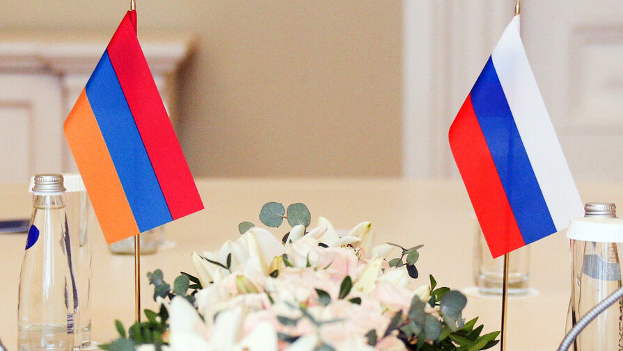 Денежные переводы из России в Армению резко упали
