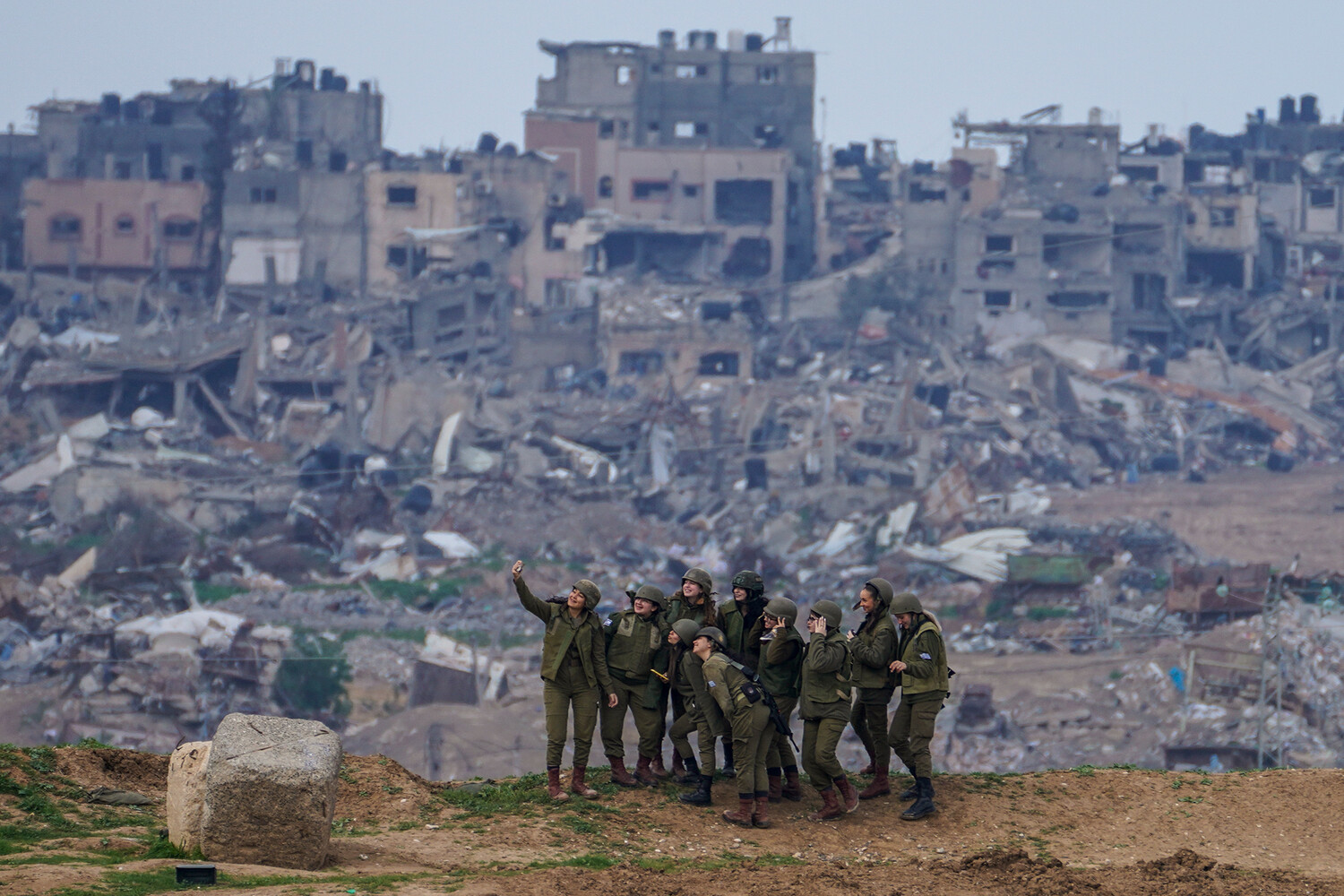 Бербок: Германия может стать гарантом безопасности сектора Газа